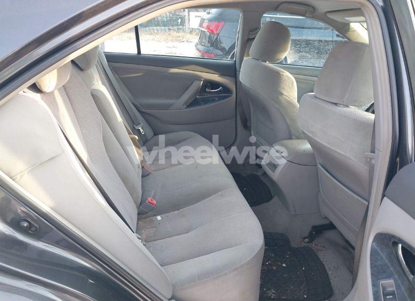 Photo 8 of 2011 Toyota Camry LE (VIN 4T1BF3EK9BU591164)