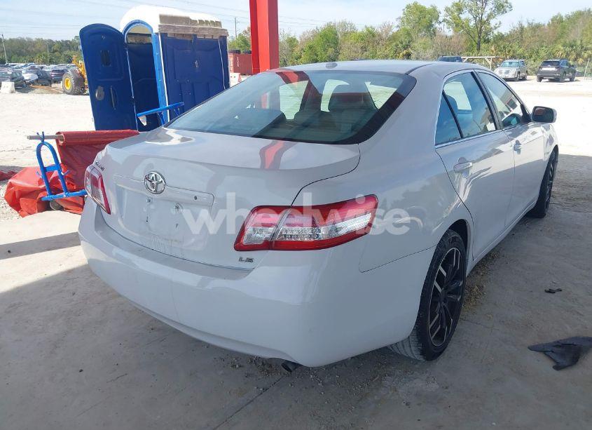 Photo 4 of 2011 Toyota Camry LE (VIN 4T1BF3EK9BU591505)