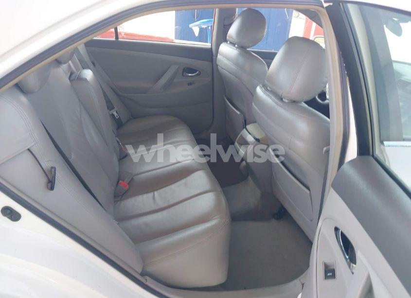 Photo 8 of 2011 Toyota Camry LE (VIN 4T1BF3EK9BU591505)