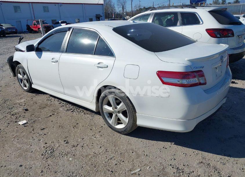 Photo 3 of 2011 Toyota Camry SE (VIN 4T1BF3EK9BU597109)