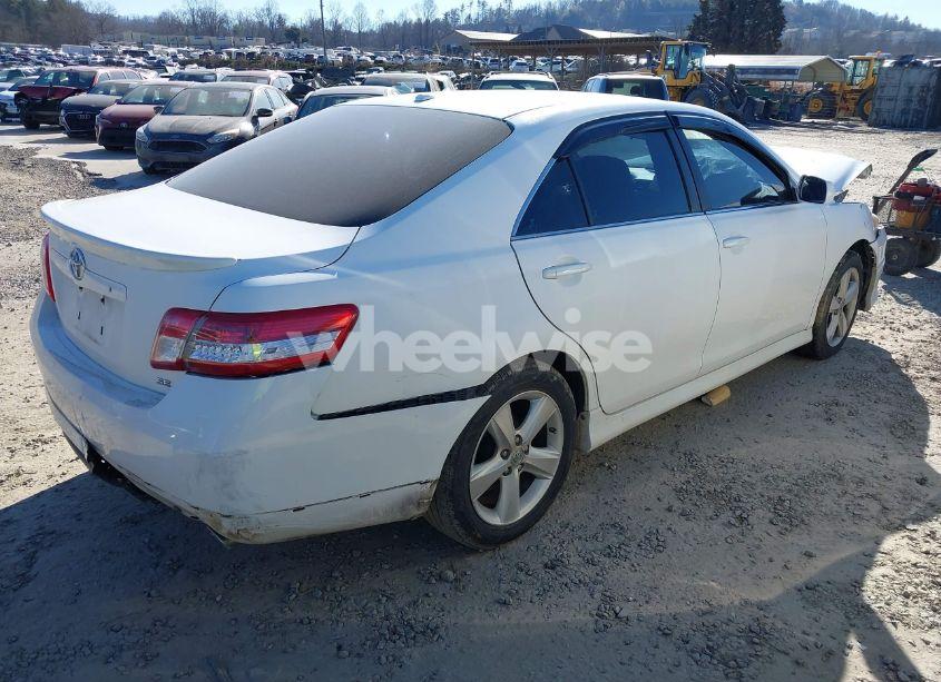 Photo 4 of 2011 Toyota Camry SE (VIN 4T1BF3EK9BU597109)
