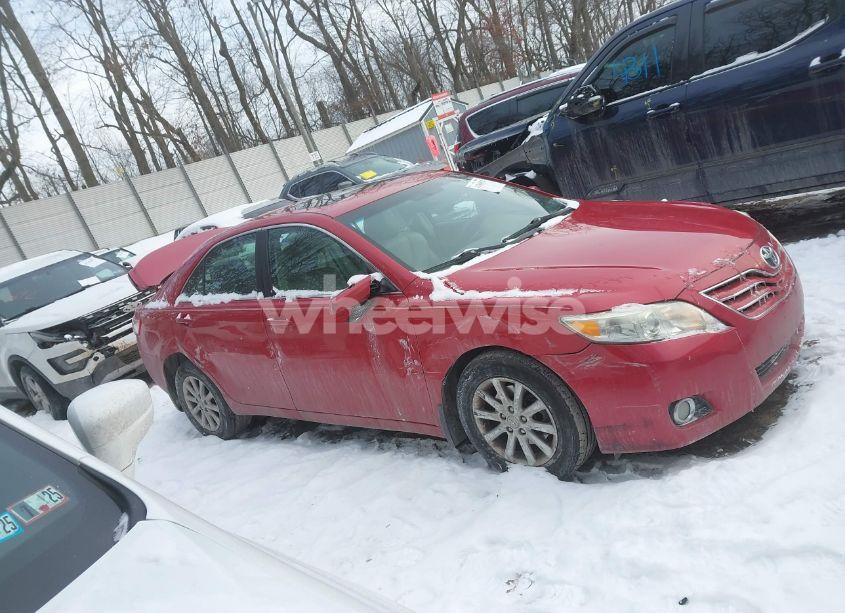 Photo 13 of 2011 Toyota Camry XLE (VIN 4T1BF3EK9BU618539)