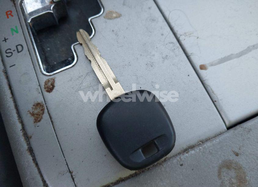 Photo 11 of 2011 Toyota Camry LE (VIN 4T1BF3EK9BU644929)