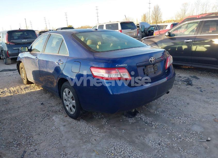 Photo 3 of 2011 Toyota Camry LE (VIN 4T1BF3EK9BU644929)