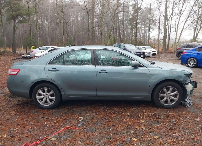 Photo 14 of 2011 Toyota Camry LE (VIN 4T1BF3EK9BU645630)