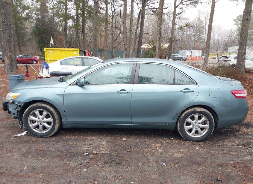 Photo 15 of 2011 Toyota Camry LE (VIN 4T1BF3EK9BU645630)