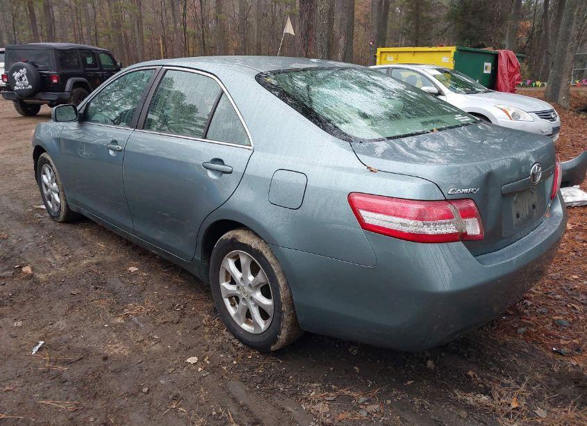 Photo 3 of 2011 Toyota Camry LE (VIN 4T1BF3EK9BU645630)