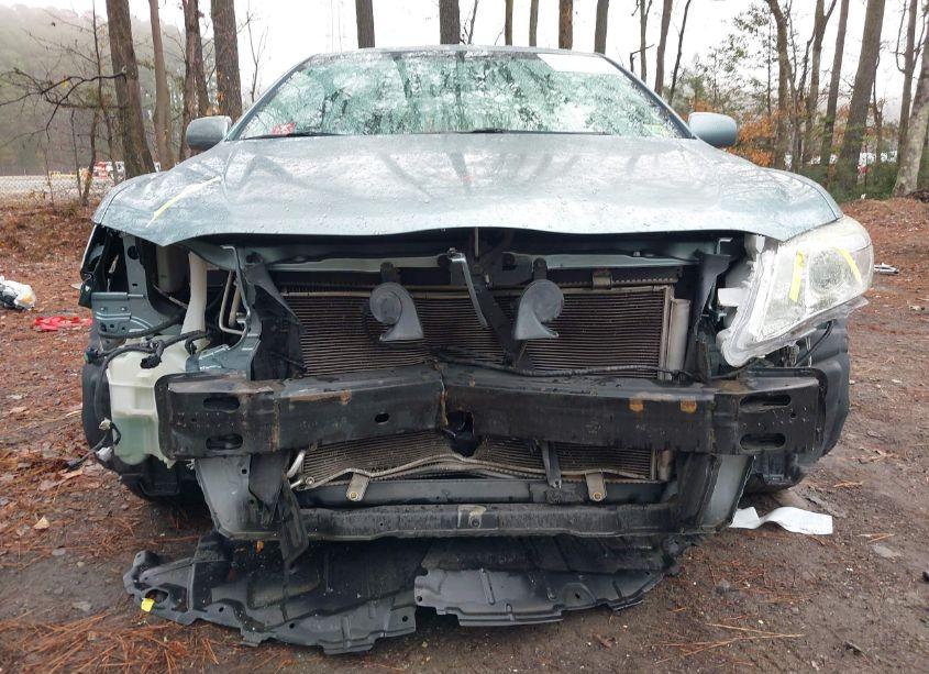 Photo 6 of 2011 Toyota Camry LE (VIN 4T1BF3EK9BU645630)