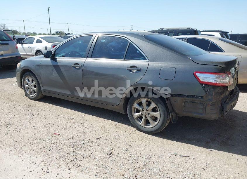 Photo 3 of 2011 Toyota Camry LE (VIN 4T1BF3EK9BU646289)