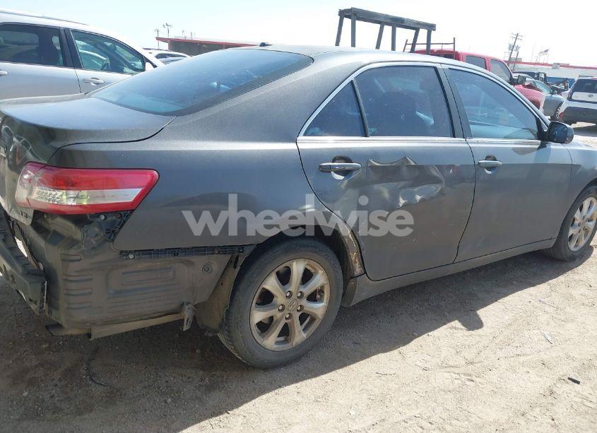 Photo 6 of 2011 Toyota Camry LE (VIN 4T1BF3EK9BU646289)