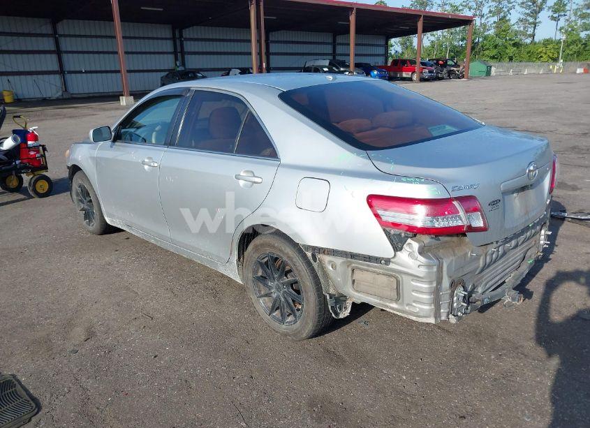 Photo 3 of 2011 Toyota Camry LE (VIN 4T1BF3EK9BU690874)