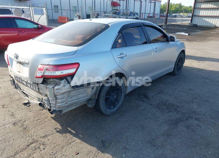 Photo 4 of 2011 Toyota Camry LE (VIN 4T1BF3EK9BU690874)