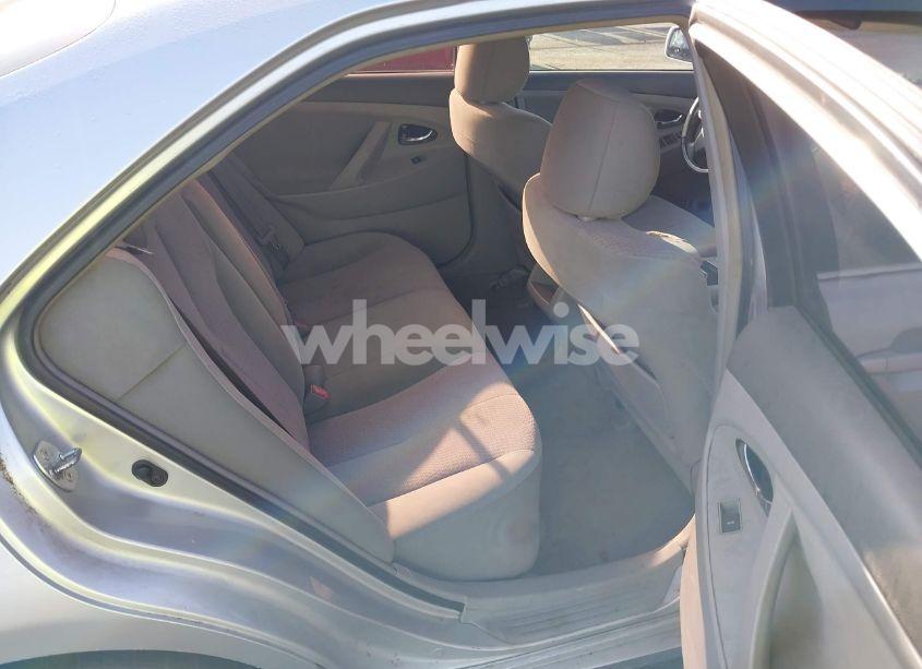 Photo 8 of 2011 Toyota Camry LE (VIN 4T1BF3EK9BU690874)