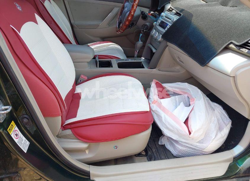 Photo 5 of 2011 Toyota Camry LE (VIN 4T1BF3EK9BU701940)