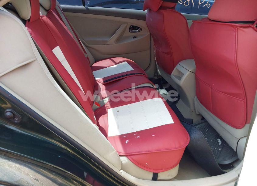 Photo 8 of 2011 Toyota Camry LE (VIN 4T1BF3EK9BU701940)