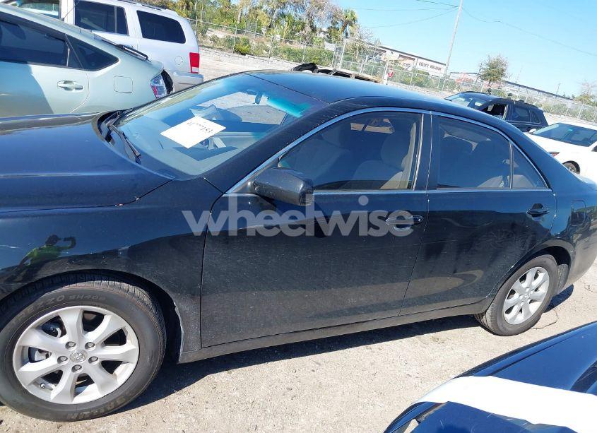 Photo 14 of 2011 Toyota Camry LE (VIN 4T1BF3EK9BU705003)