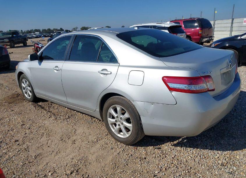 Photo 3 of 2011 Toyota Camry LE (VIN 4T1BF3EK9BU707415)