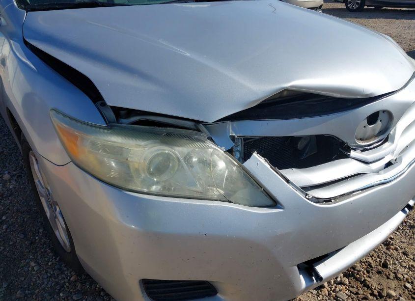 Photo 6 of 2011 Toyota Camry LE (VIN 4T1BF3EK9BU707415)