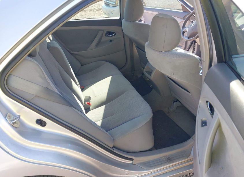 Photo 8 of 2011 Toyota Camry LE (VIN 4T1BF3EK9BU707415)