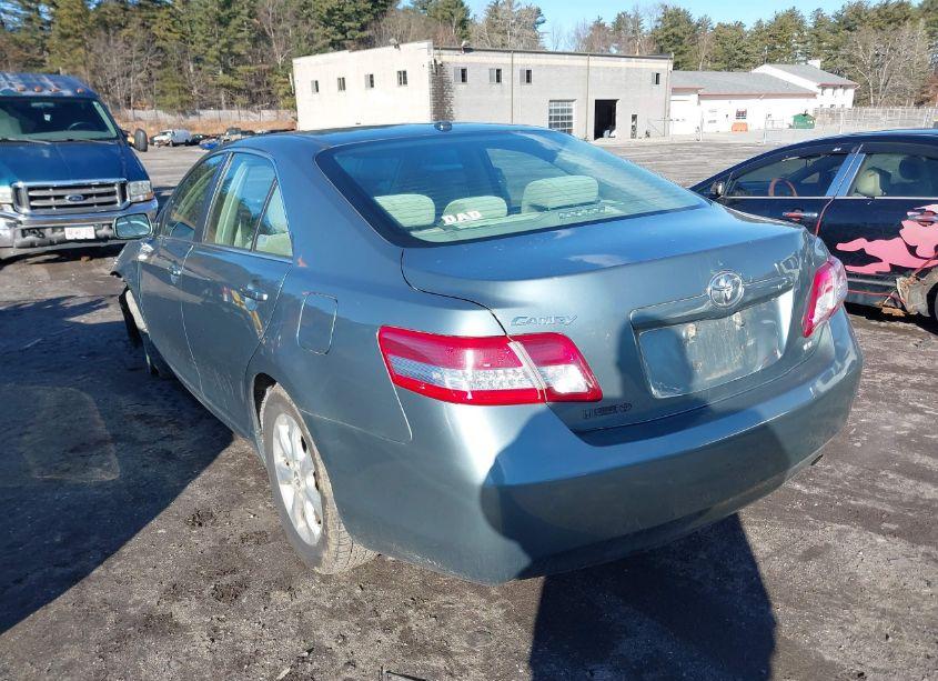 Photo 3 of 2011 Toyota Camry LE (VIN 4T1BF3EK9BU721413)