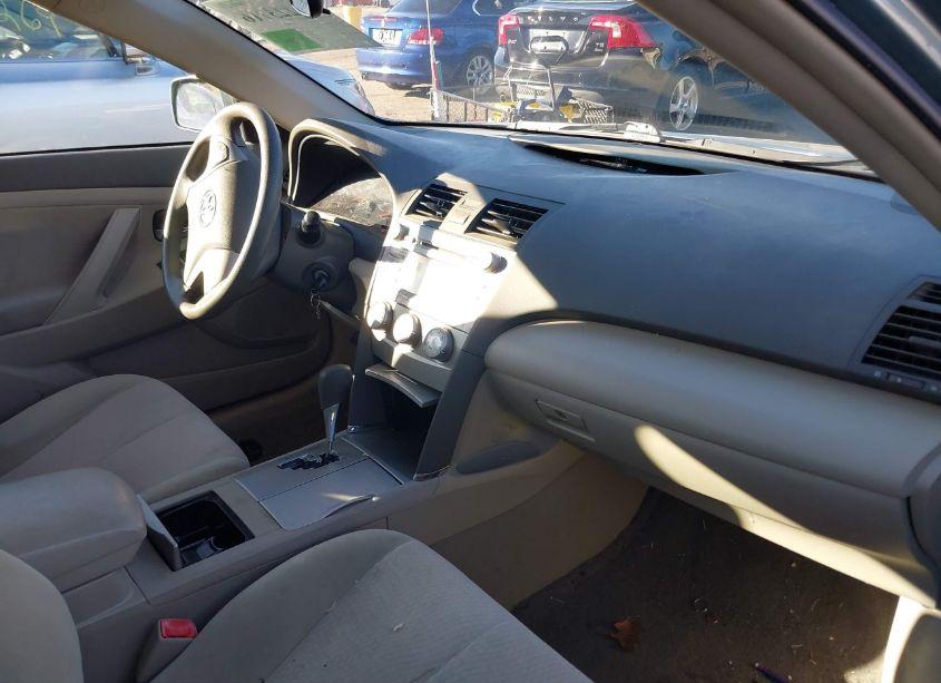 Photo 5 of 2011 Toyota Camry LE (VIN 4T1BF3EK9BU721413)