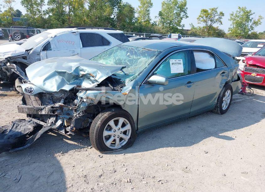 Photo 2 of 2011 Toyota Camry LE (VIN 4T1BF3EK9BU732153)