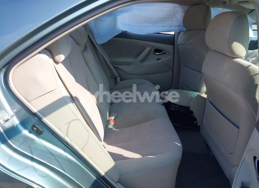 Photo 8 of 2011 Toyota Camry LE (VIN 4T1BF3EK9BU732153)