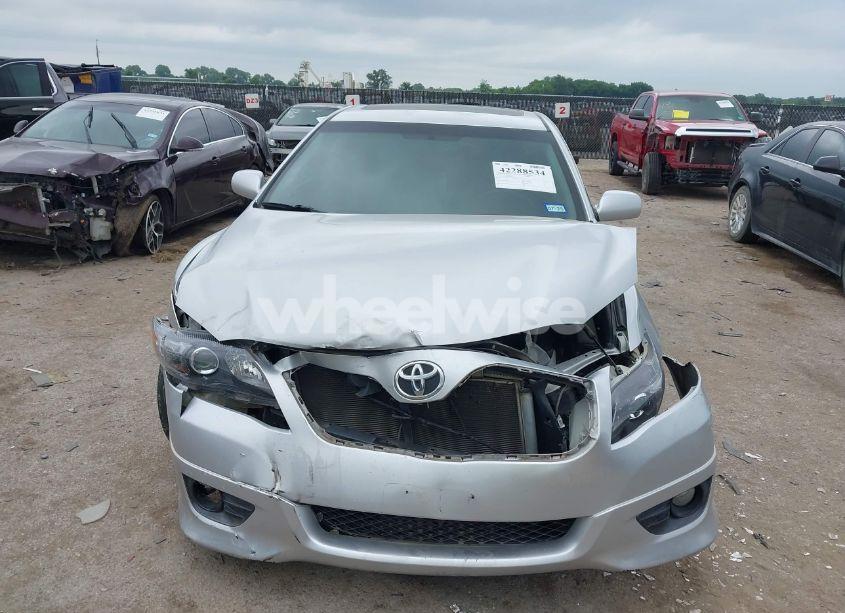 Photo 12 of 2011 Toyota Camry SE (VIN 4T1BF3EK9BU748210)