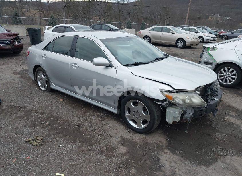 2011 Toyota Camry SE (VIN 4T1BF3EK9BU776184) main photo
