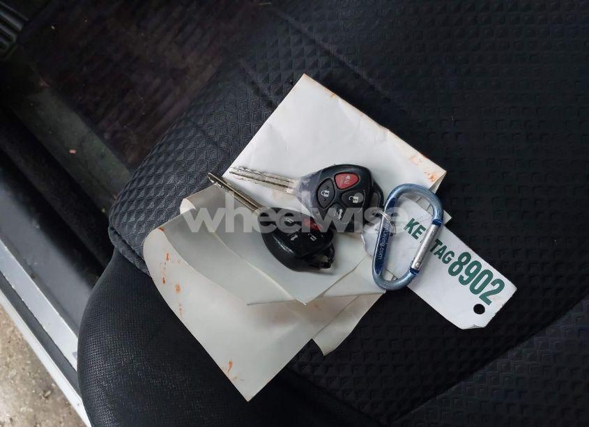 Photo 11 of 2011 Toyota Camry SE (VIN 4T1BF3EK9BU776184)