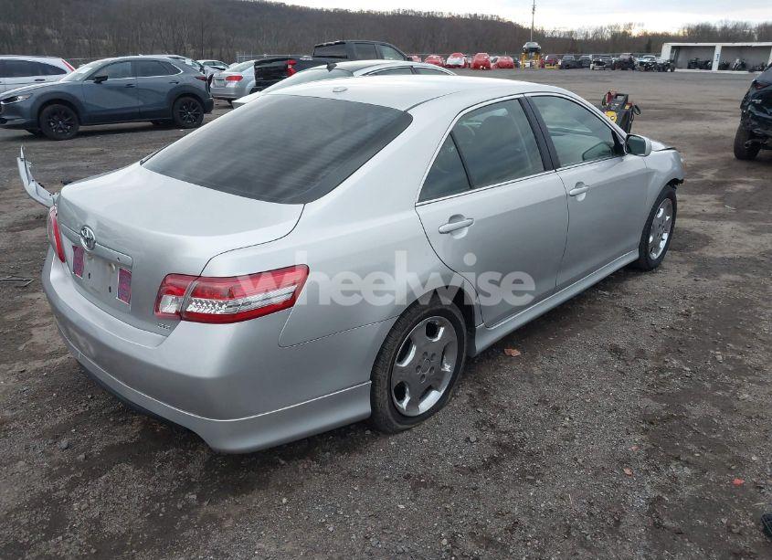 Photo 4 of 2011 Toyota Camry SE (VIN 4T1BF3EK9BU776184)