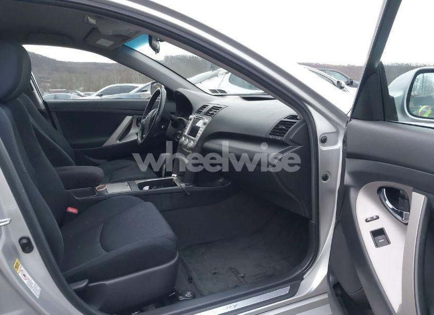 Photo 5 of 2011 Toyota Camry SE (VIN 4T1BF3EK9BU776184)