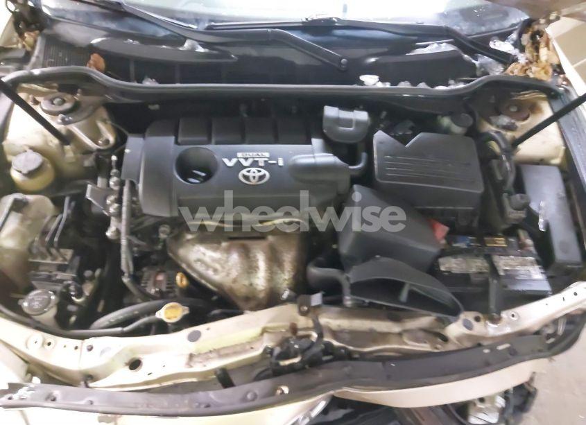 Photo 10 of 2010 Toyota Camry XLE (VIN 4T1BF3EKXAU027134)