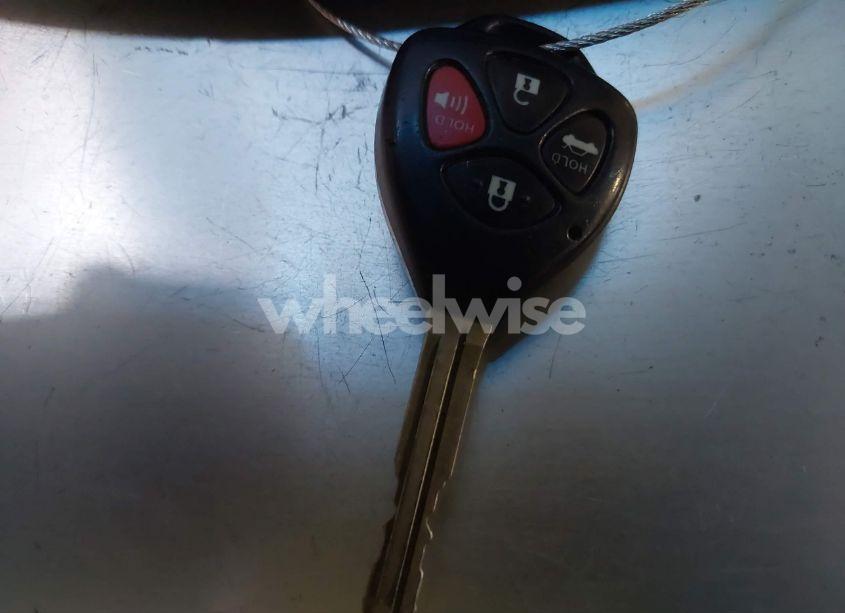 Photo 11 of 2010 Toyota Camry XLE (VIN 4T1BF3EKXAU027134)