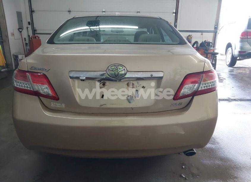 Photo 17 of 2010 Toyota Camry XLE (VIN 4T1BF3EKXAU027134)