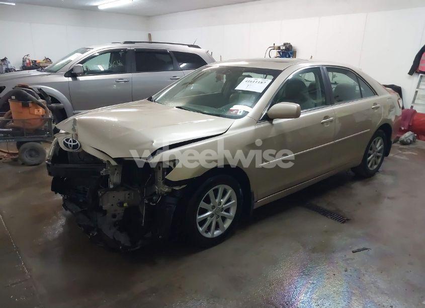 Photo 2 of 2010 Toyota Camry XLE (VIN 4T1BF3EKXAU027134)