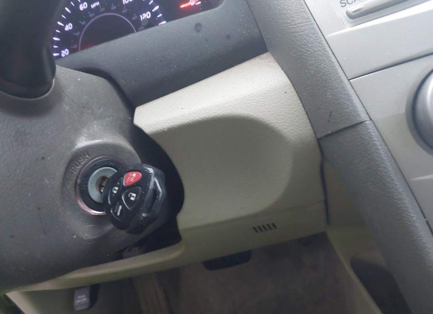 Photo 11 of 2010 Toyota Camry LE (VIN 4T1BF3EKXAU059727)