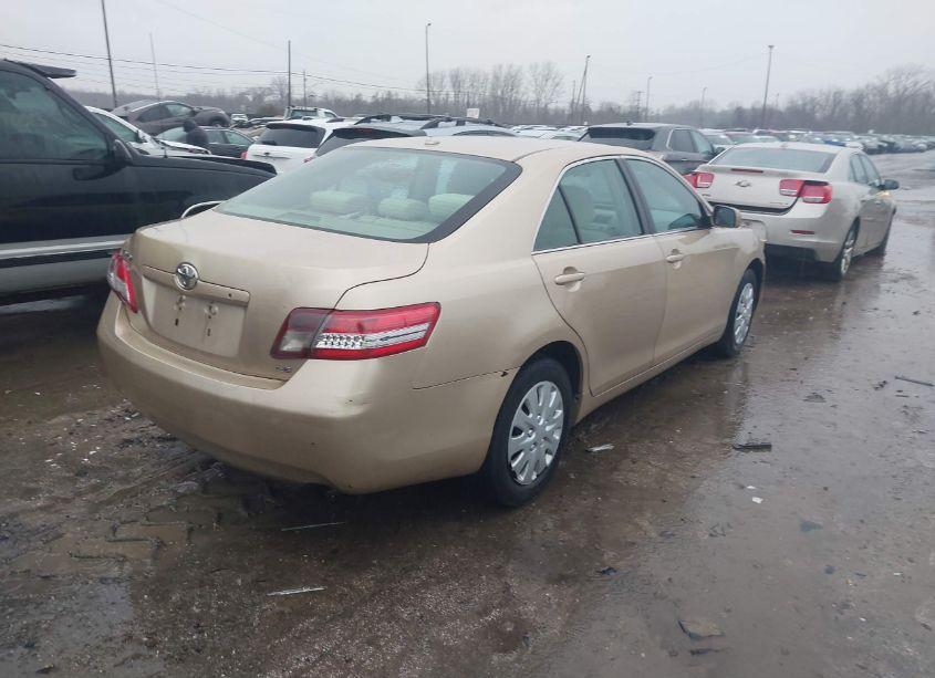 Photo 4 of 2010 Toyota Camry LE (VIN 4T1BF3EKXAU059727)