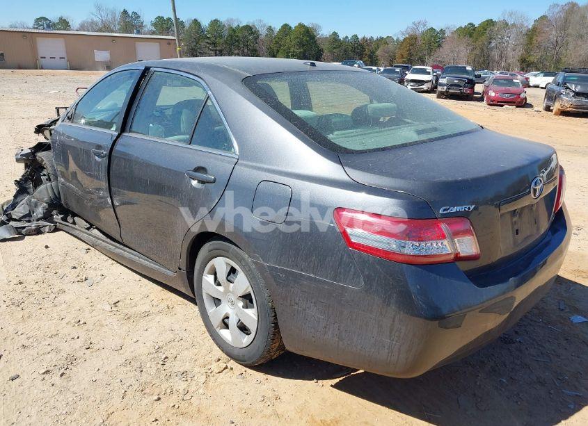 Photo 3 of 2010 Toyota Camry LE (VIN 4T1BF3EKXAU061963)