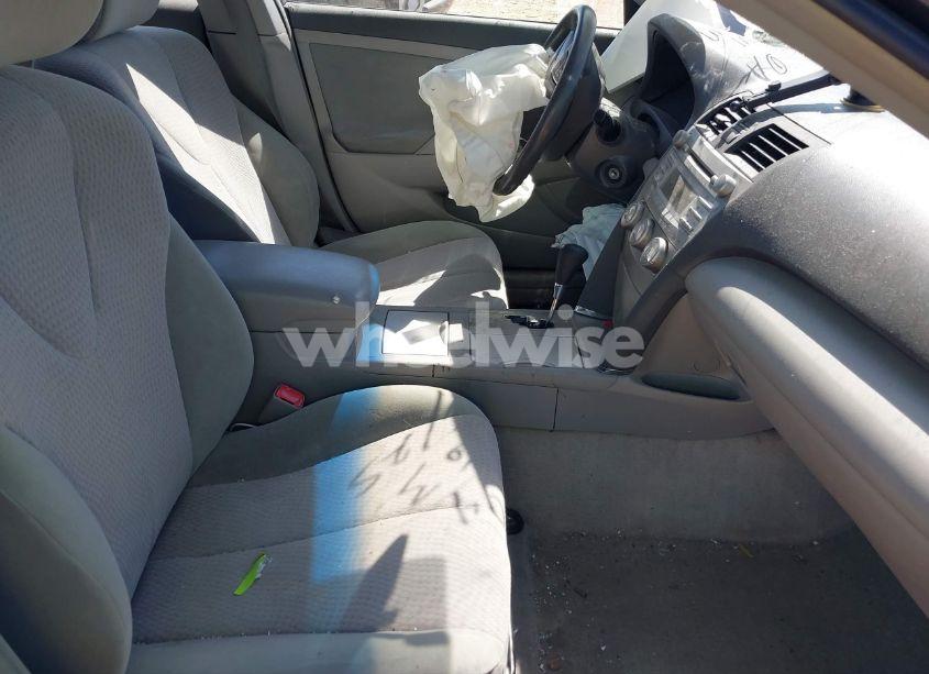 Photo 5 of 2010 Toyota Camry LE (VIN 4T1BF3EKXAU061963)