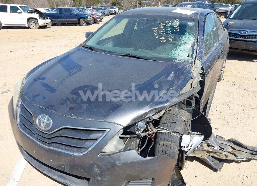 Photo 6 of 2010 Toyota Camry LE (VIN 4T1BF3EKXAU061963)