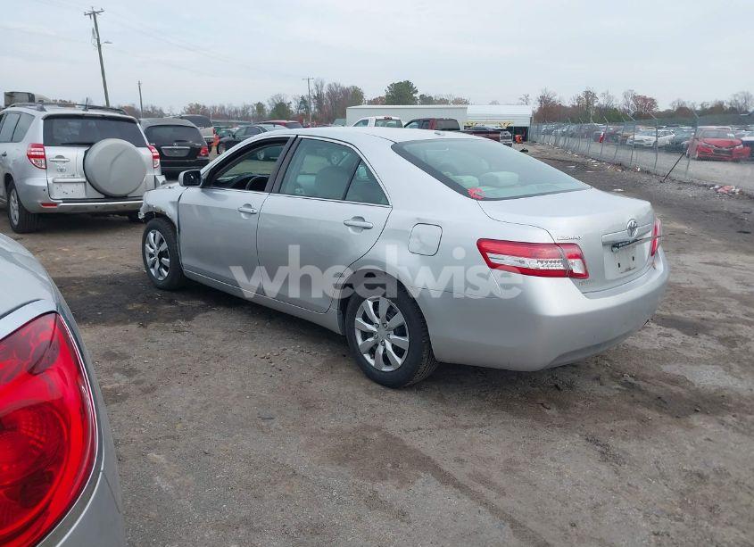 Photo 3 of 2010 Toyota Camry (VIN 4T1BF3EKXAU066631)