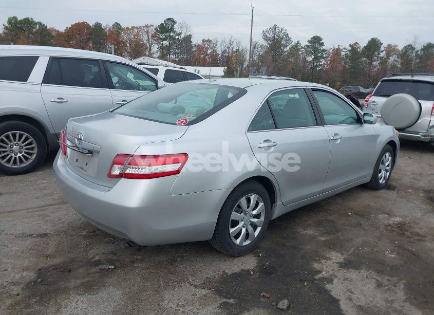 Photo 4 of 2010 Toyota Camry (VIN 4T1BF3EKXAU066631)