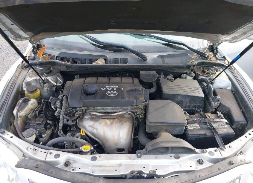 Photo 10 of 2010 Toyota Camry LE (VIN 4T1BF3EKXAU075037)