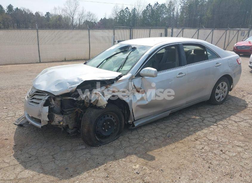 Photo 2 of 2010 Toyota Camry N/A (VIN 4T1BF3EKXAU082425)