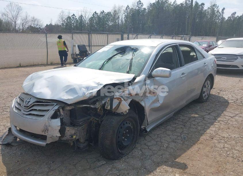 Photo 6 of 2010 Toyota Camry N/A (VIN 4T1BF3EKXAU082425)