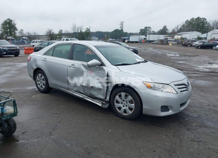 2010 Toyota Camry LE (VIN 4T1BF3EKXAU090184) main photo
