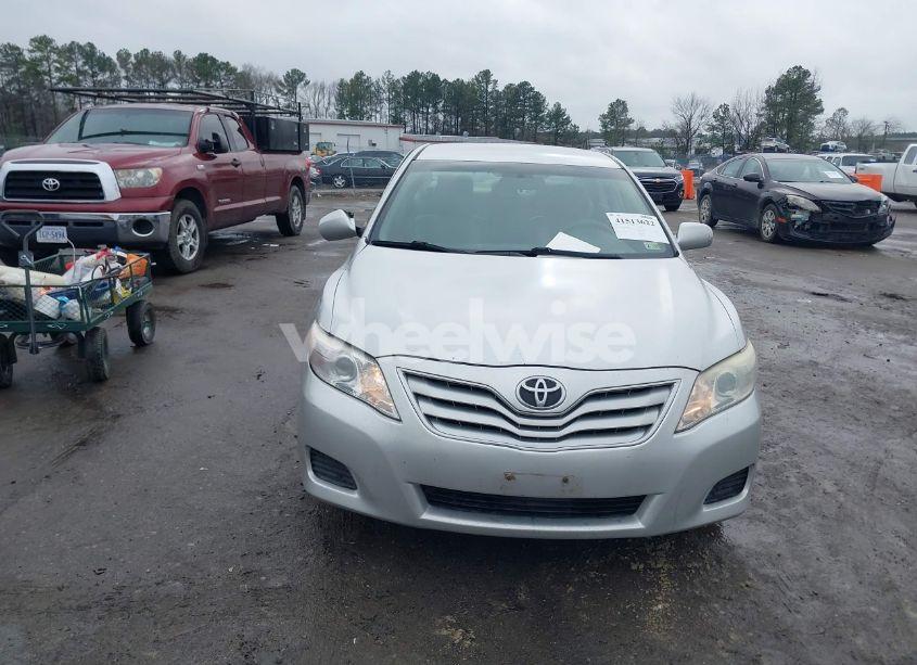 Photo 12 of 2010 Toyota Camry LE (VIN 4T1BF3EKXAU090184)