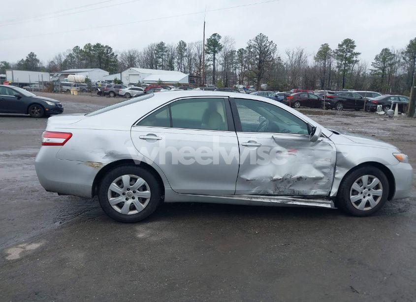 Photo 13 of 2010 Toyota Camry LE (VIN 4T1BF3EKXAU090184)