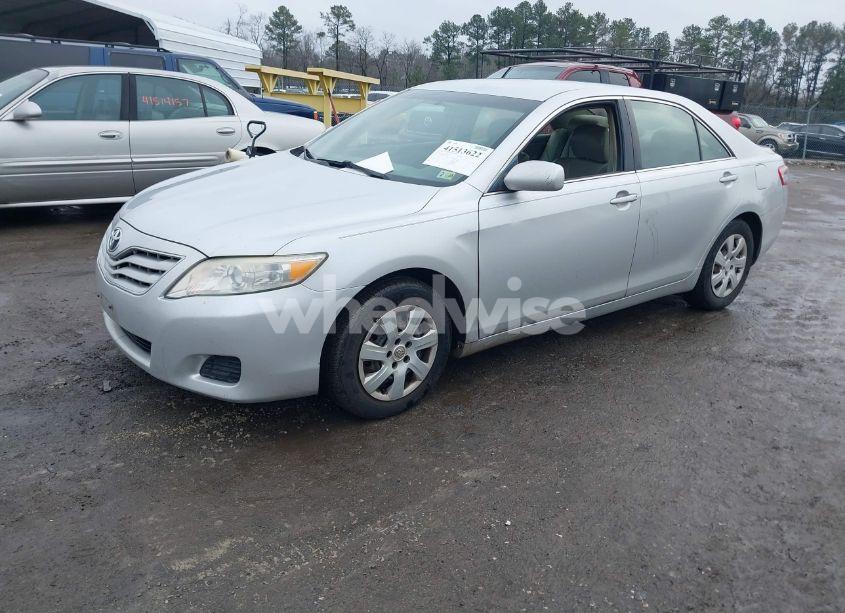 Photo 2 of 2010 Toyota Camry LE (VIN 4T1BF3EKXAU090184)